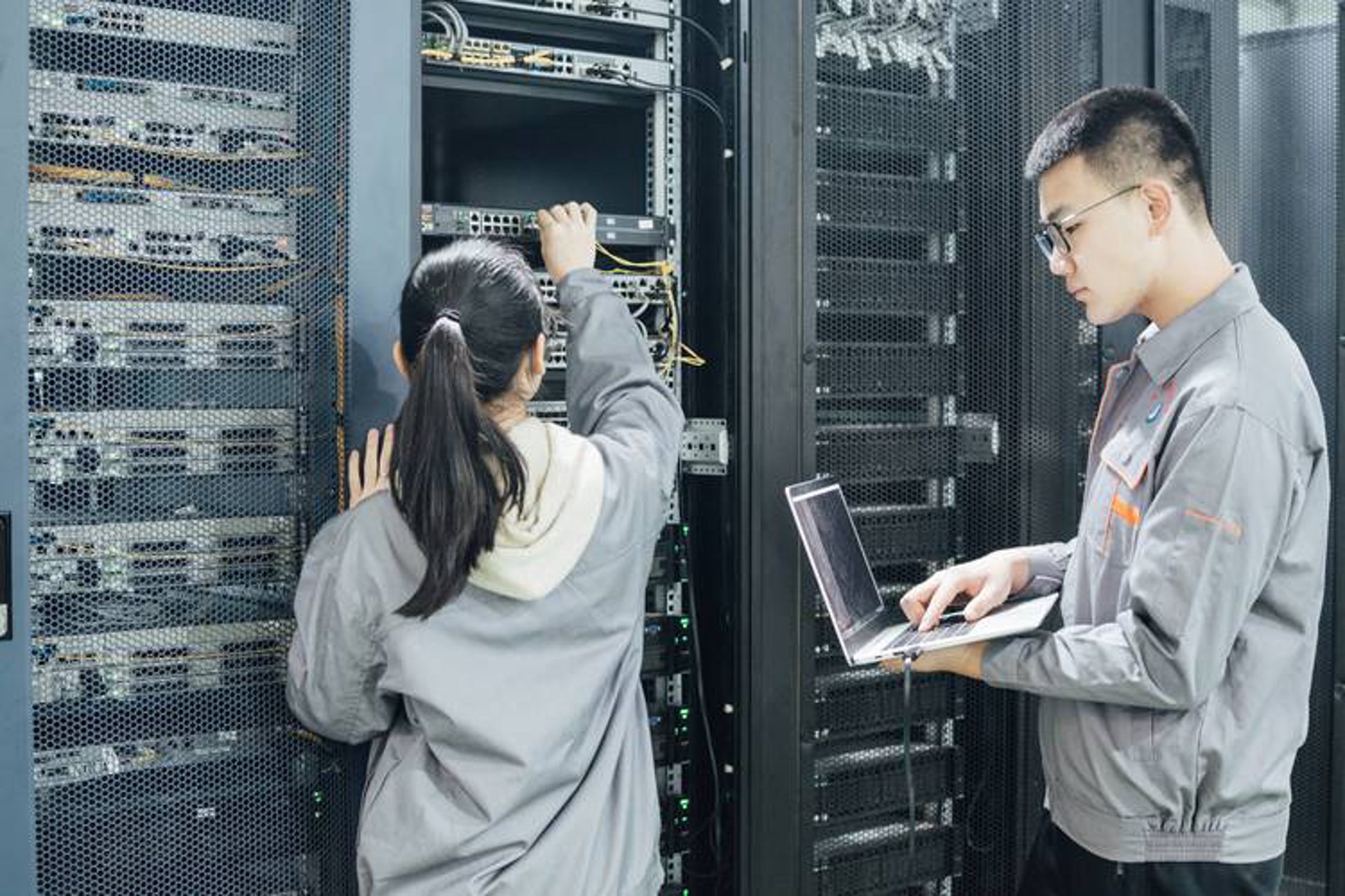 普顺信息科技